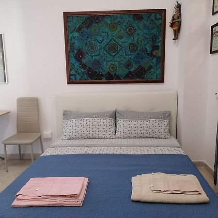 Hotel A due passi appartament à Palerme Chambre photo