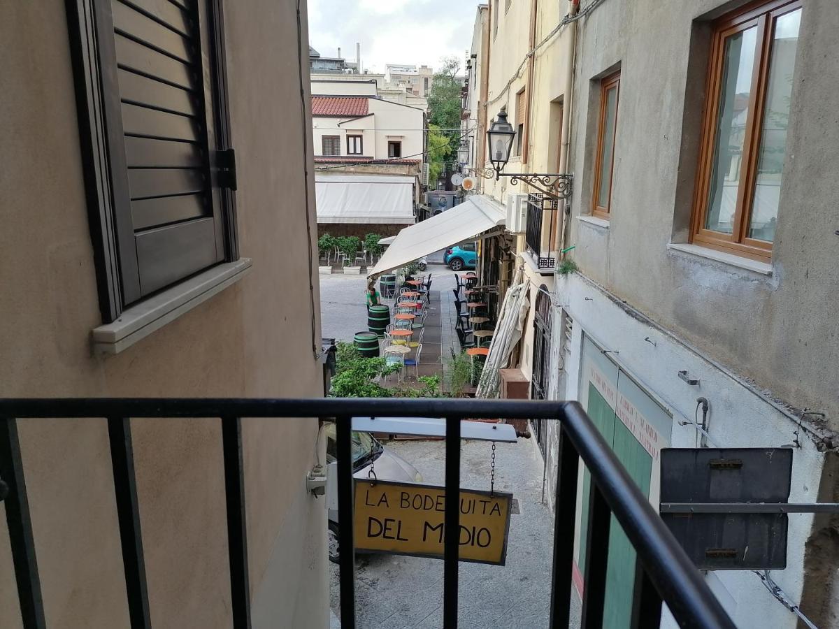 Hotel A due passi appartament à Palerme Chambre photo
