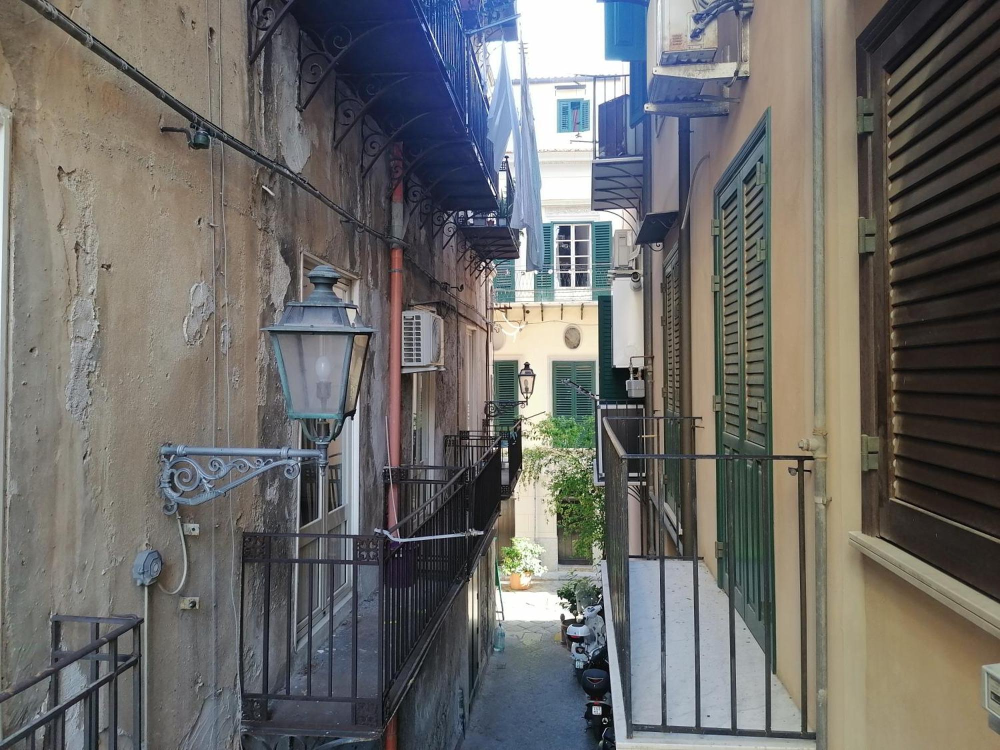 Hotel A due passi appartament à Palerme Chambre photo